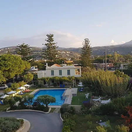 Hotell Mantenia Platanes (Rethymno)