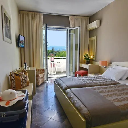 Mantenia Hotell Platanes (Rethymno)