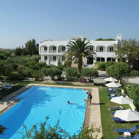 Hotell Mantenia 3*